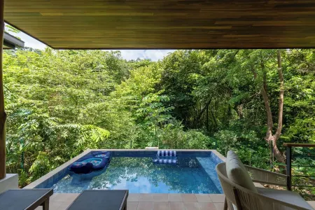 Ginger Gardens Casita – Luxurious Oasis in Pelada, walk to beach, Nosara