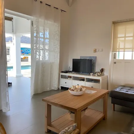 Villa Sol, Luxury Fully Equipped Villa with Wifi, a Short Distance from the Sea
