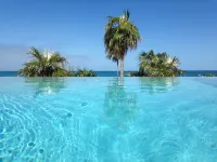 Beachfront Home and Pool, 4Br/4 Bathrooms - Pools