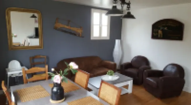 80 m² 100 m from the beach