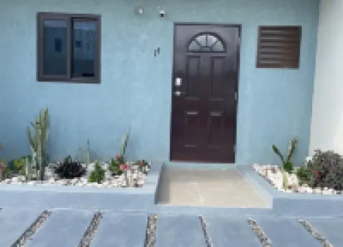 Modern Townhouse with beach/pool access which offers peace, quiet and relaxation