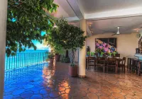 Casa Perezoso above Playa Los Muertos - Great Central Location - Villas