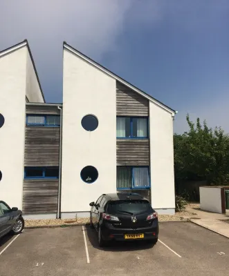 11 LONGSTONE HOUSE CARBIS BAY