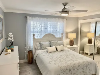 BEACH FRONT CORNER UNIT - TOTALLY REMODELED (including up to date amenities)