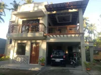 Spacious private and gated modern home within walking distance to beach/resorts. Hotel in zona Chocolate Hills View Point