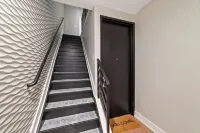 Spacious 3-bedroom apartment with WiFi, AC in charming Brooklyn