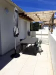 Corsica: Comfortable 3-bedroom apartment, waterfront