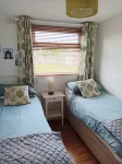 COMFORTABLE COUNTRY CHALET, NEAR DARTMOUTH, DEVON
