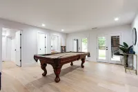 Elegant Spacious New Atlanta Home with Secret Room