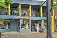 Downtown Grand Haven Apt < 1 Mi to Lake Michigan