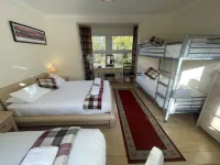 Oakhurst Gatwick B&B Hotels in Crawley