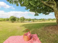 Beech Cottage Hotels in Saint Ewe