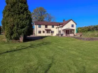Valley House Hotels in Mid Devon District