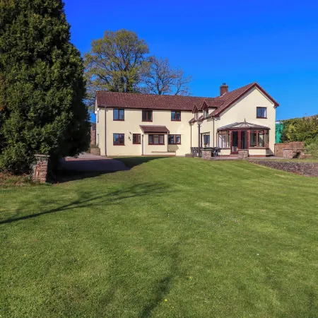 Valley House