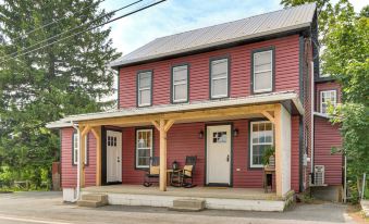 Historic Home w/ Mountain Views in Dry Run