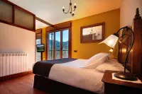 Villa de Plan Apartments&Suites Hotels in Bielsa