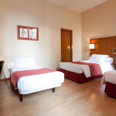 Ateneo Puerta del Sol Hotels near Preciados Street