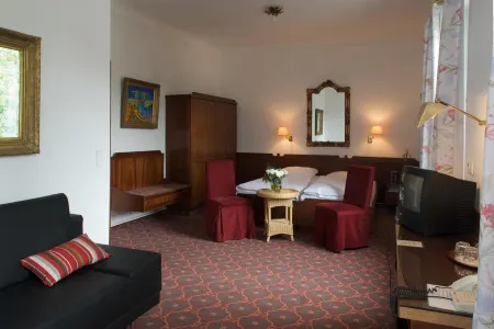 Hotel Schmidt Отели в г. Финкенвердер