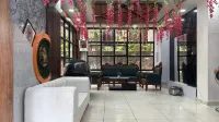 Hotel Bless Inn - 4-Star