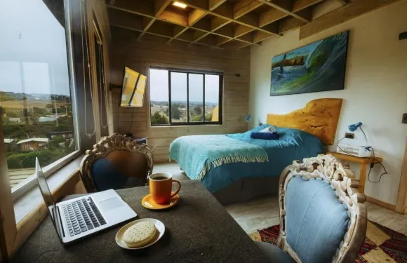 席連娜音瑟稜背包客旅館