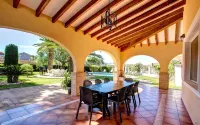 Private Pool, Garden, Barbecue and Beach Nearby - Mountain view