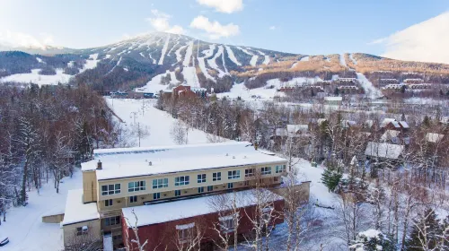 Sugarloaf Inn Hotels in Kingfield