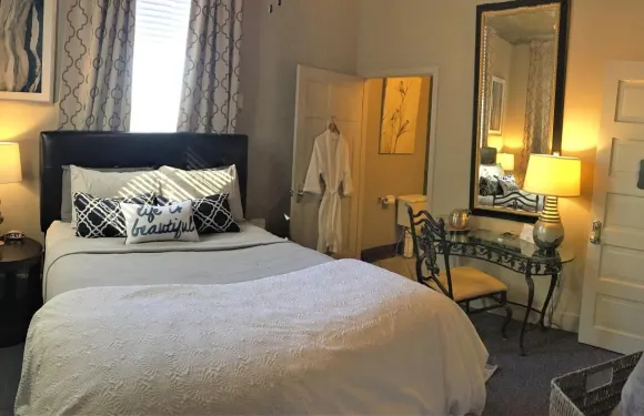 廣場閣樓套房旅館