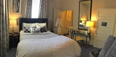 The Loft on the Square Hotels in Magnolia