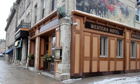 Western Hotel & Executive Suites Отели в г. Wellington County