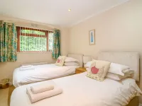 Lambkin Cottage Hotels in Saint Columb