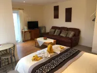 霍格沃茨床和歐式早餐家庭旅館 斯韋爾酒店