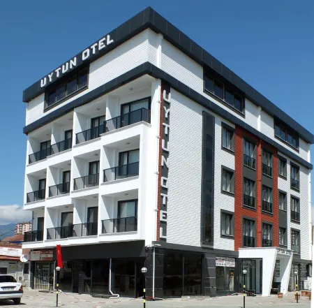 Uytun Hotel Отели рядом с достопримечательностью «LLUM»