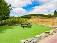 Alma Cottage Hotels in Crianlarich