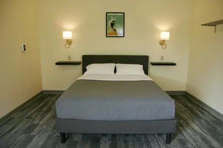 The Marquette Hotel Отели рядом с достопримечательностью «Аллайант Энерджи Сентер»