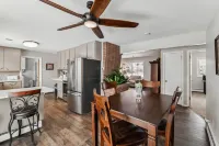 Comfortable & Spacious 3br Home In Cheyenne 3 Bedroom Home Hotels in Cheyenne