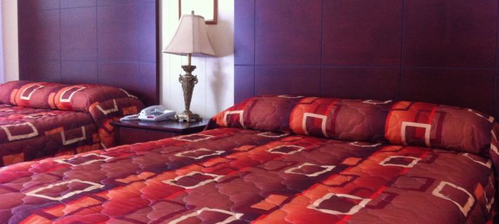 Deep River Motel Hotels in Renfrew County
