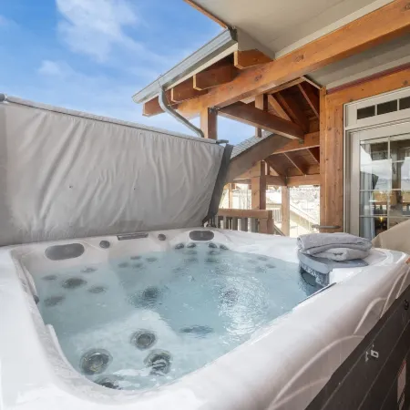Cozens Pointe B-301 Condo