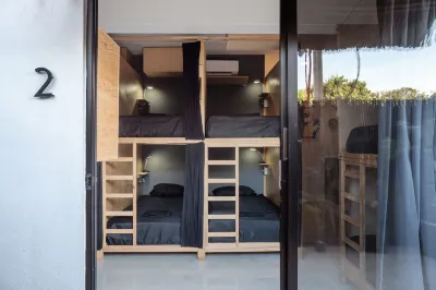 Maui Hostel - Adults Only Hotels in 