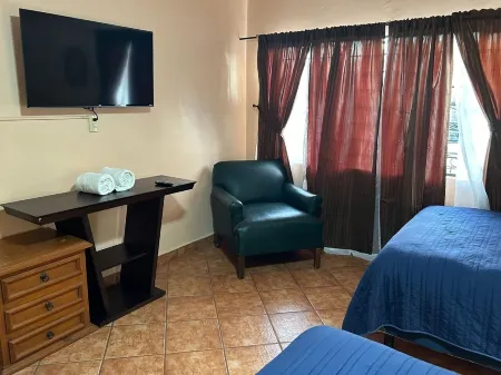 Casa de Los Sueños Отели рядом с достопримечательностью «Old Mazatlan»