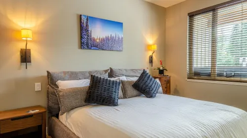 Echo Landing #05 by Bear Country Hotels in Sun Peaks