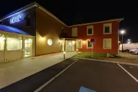 Les Étoiles du Forez Hotels in Savigneux