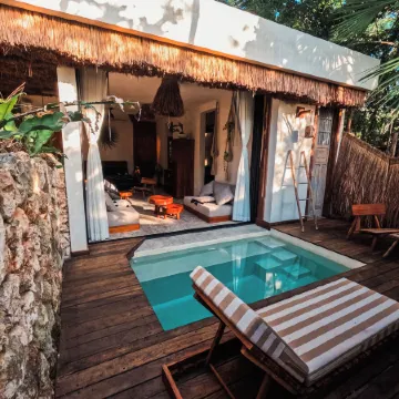 Naya Bacalar Lagoon Front Hotel