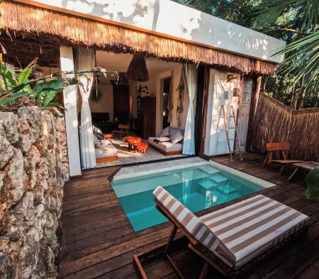 Naya Bacalar Lagoon Front Hotel