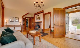 17-Acre Vermont Escape w/ Panoramic Mountain Views