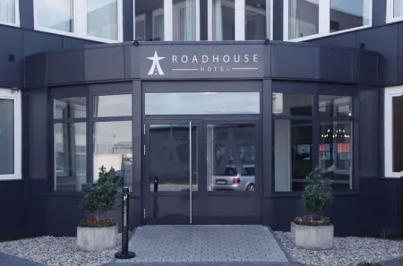 Road House Hotel Отели рядом с достопримечательностью «Падерборнский собор»