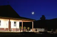 Bitterroot Sky Cottage-What A View!