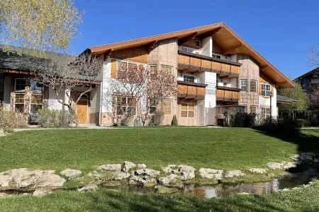 Zermatt Villages 722 4 Bedroom Chalet by RedAwning