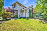 Charming Medford Getaway ~ 4 Miles to Downtown! - صديق للحيوانات الاليفة
