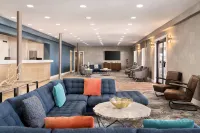 Plim Plaza Hotel