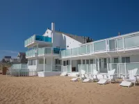 Blue - Inn on the Beach Hotels in Newbury